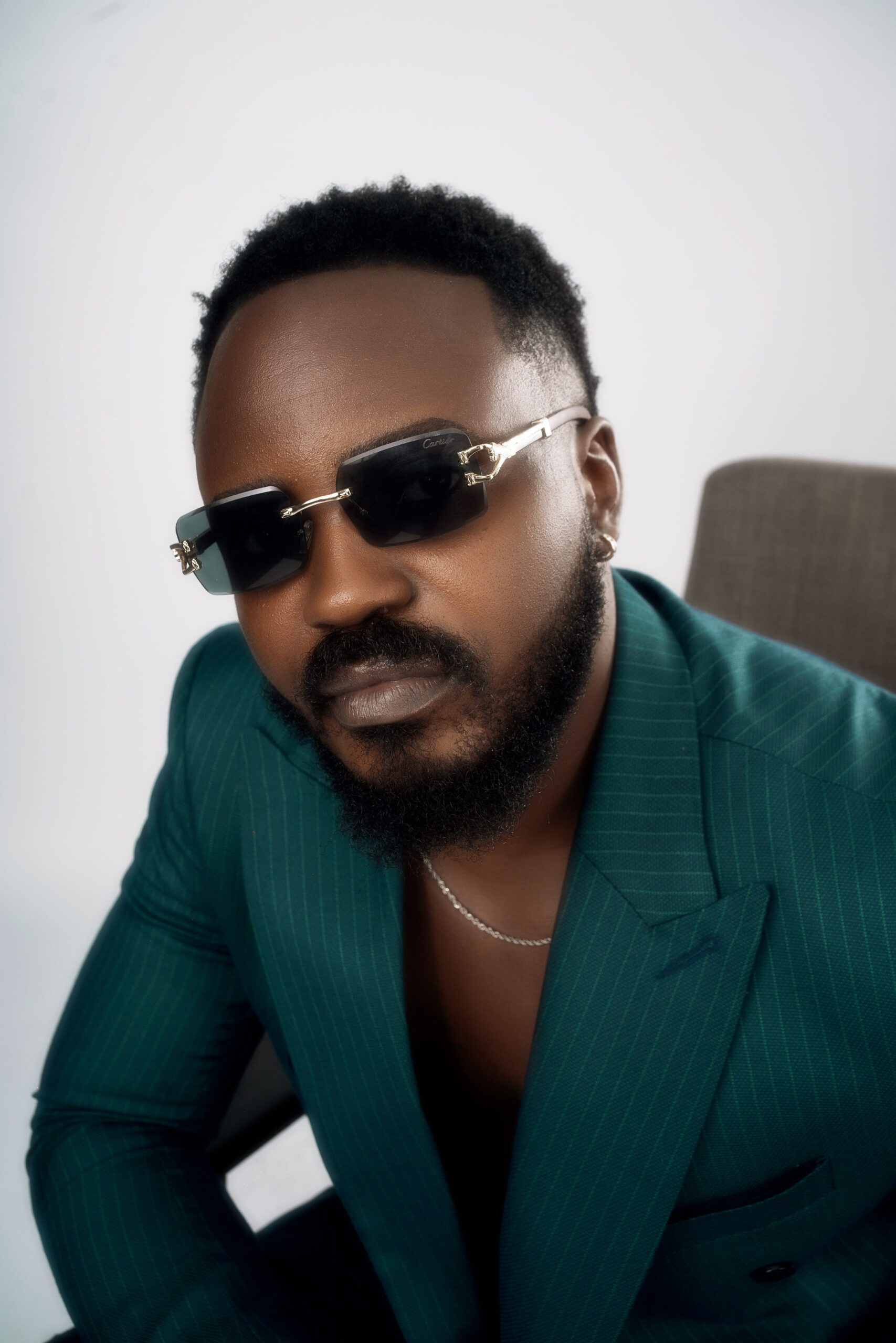 Nigerian-born Singer-Songwriter Beekay Releases New EP “All Men Are The Same”