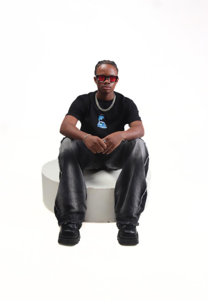 Dolphin DX Shines in South Africa’s Music Scene.